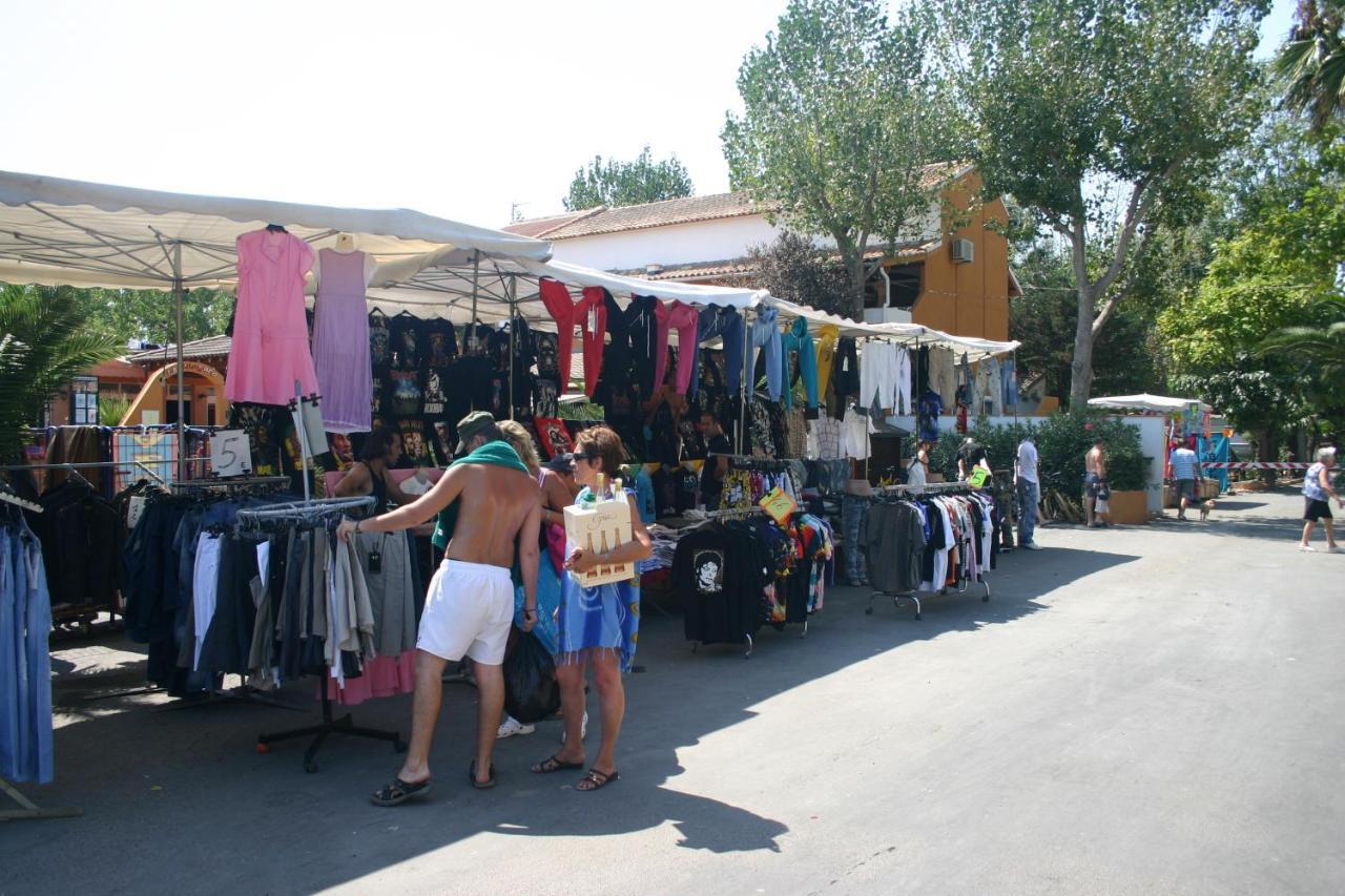 Vias-Plage Camping Les Salisses Quality Holidays ภายนอก รูปภาพ