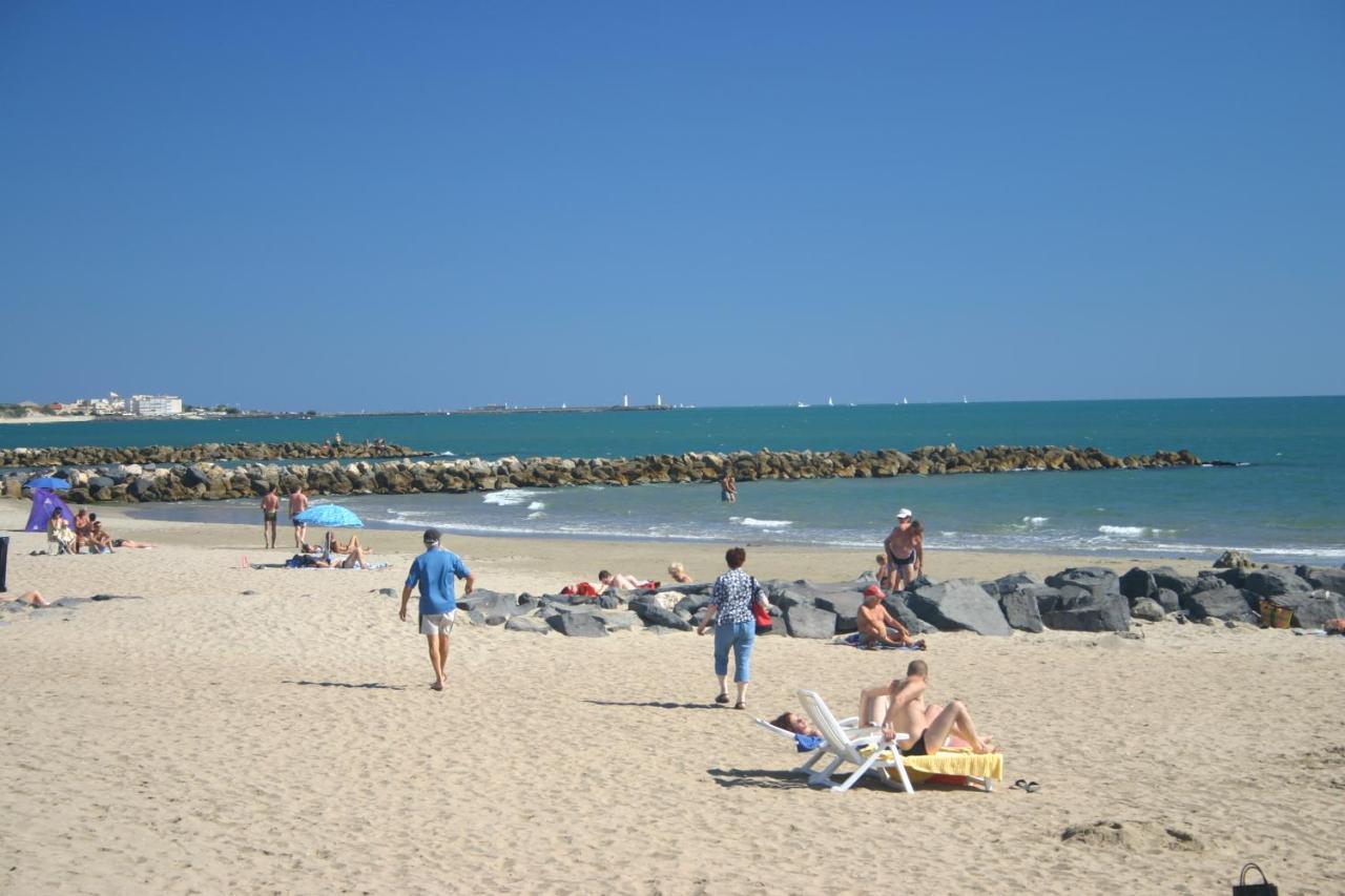 Vias-Plage Camping Les Salisses Quality Holidays ภายนอก รูปภาพ